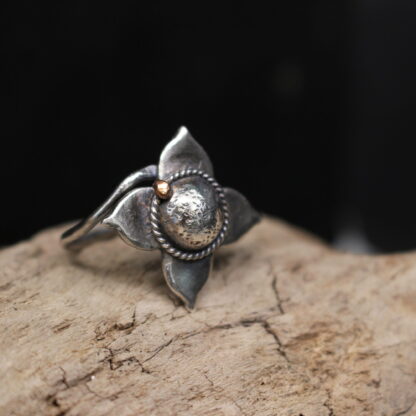 Mi flor linda - Solid Sterling Silver Statement Ring