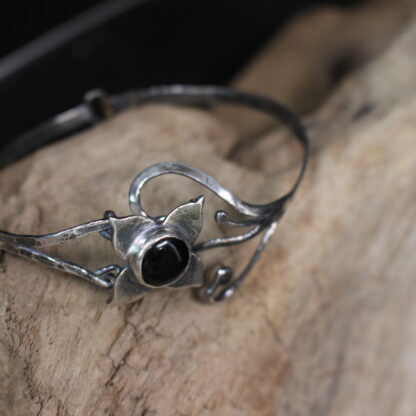 Black Ivy in Bloom - Sterling Silver and Onyx Bracelet. - Image 3