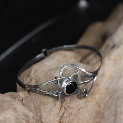 Black Ivy in Bloom - Sterling Silver and Onyx Bracelet. - Image 4