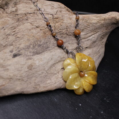 Sun in Bloom - Sterling Silver and Aventurine Gemstone Necklace - Image 3