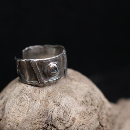 Oceans Inside- Solid Rustic Fine Silver Ring (Labradorite Gemstone) - Image 11