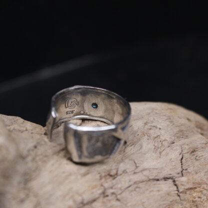 Oceans Inside- Solid Rustic Fine Silver Ring (Labradorite Gemstone) - Image 12