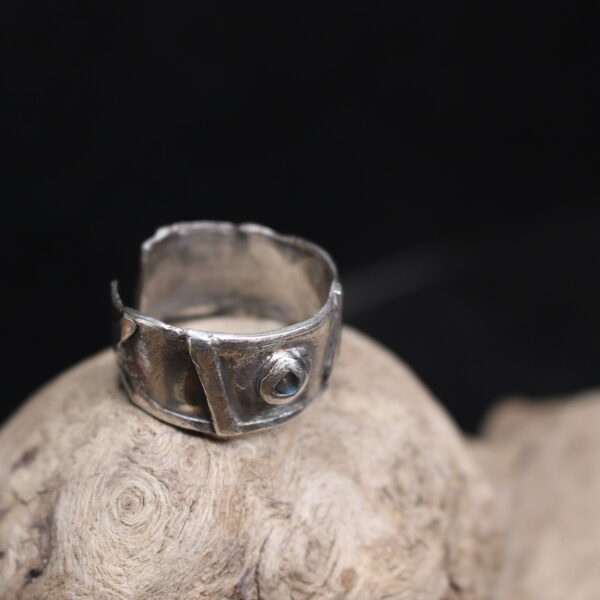 Oceans Inside- Solid Rustic Fine Silver Ring (Labradorite Gemstone) - Image 14